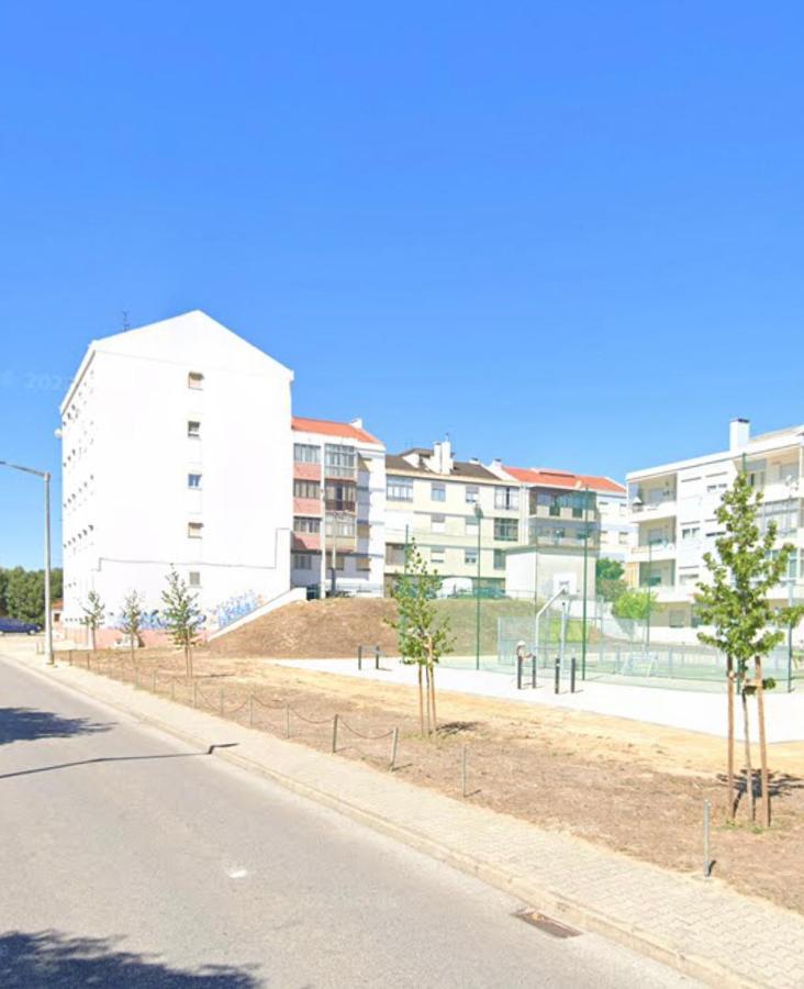 Apartamento Remodelado No Seixal Seixal  Exterior foto